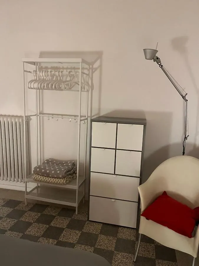 B&B Cristina E Stefano Pisa Lägenhet