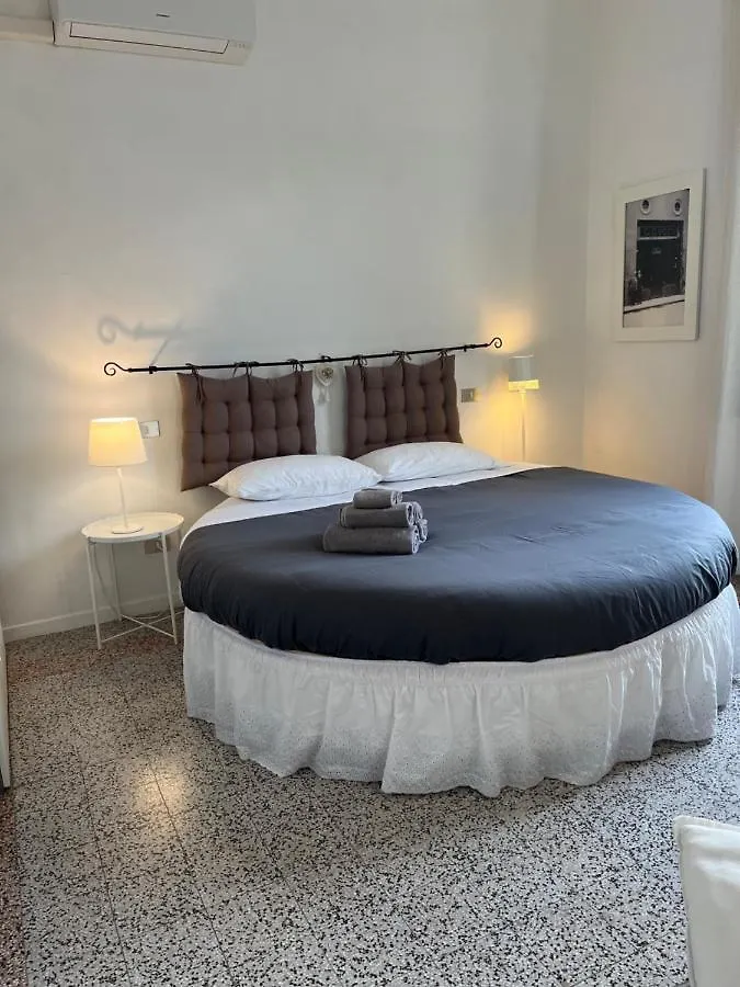 B&B Cristina E Stefano Pisa 0*,